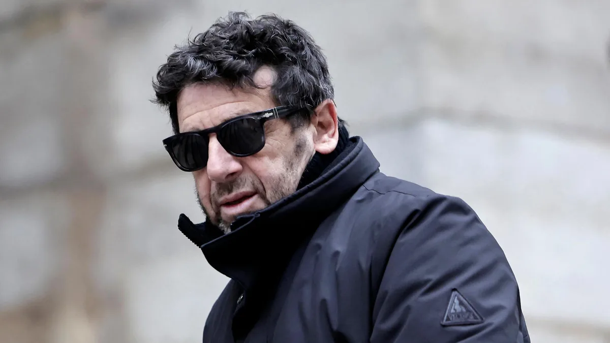 Patrick Bruel annonce l’annulation de sa tournée controversée, qui était prévue à partir d’octobre