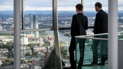 Tarifverhandlungen: Banken sollen Beschäftigte für KI-Einsatz entlasten