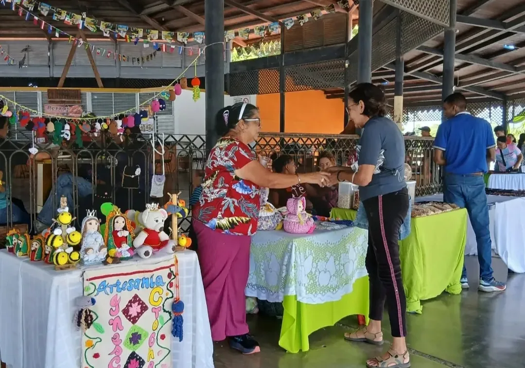 Expoartesanía Angostura reúne a artesanos en la Feria de la Sapoara