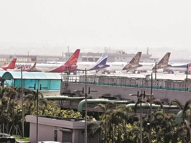 Indian airlines cancel Riyadh flights after Houthi missile attack