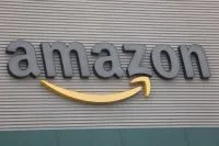 SoftBank planeja emissão recorde de títulos com aposta em IA