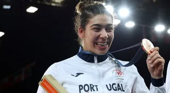 Patrícia Sampaio conquista medalha de bronze no Grand Slam de Lausana