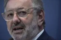 Petróleo fecha em alta com incertezas sobre Estreito de Ormuz no radar