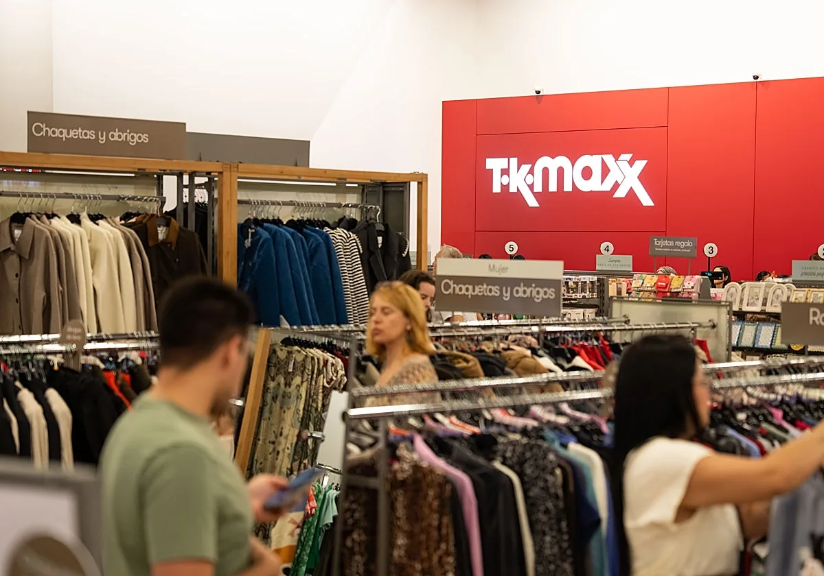 Llega a Valencia la conocida tienda estadounidense que ofrece grandes marcas con descuentos del 60%