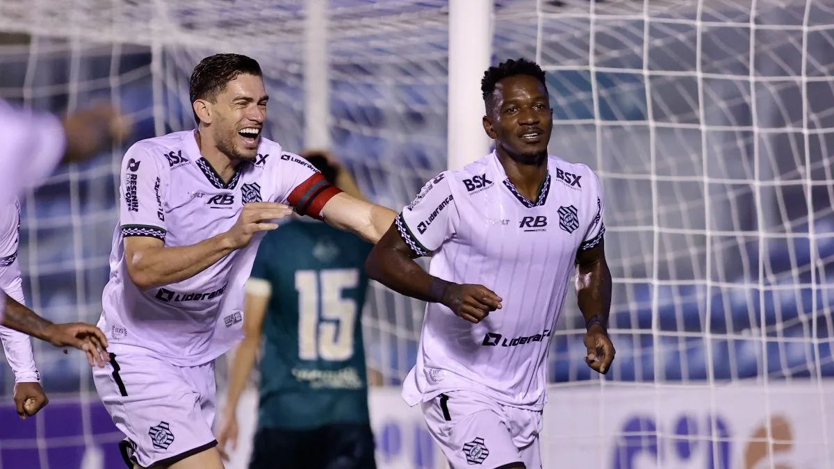 Figueirense perde dois jogadores para a Copa SC e outros podem sair, confirma dirigente