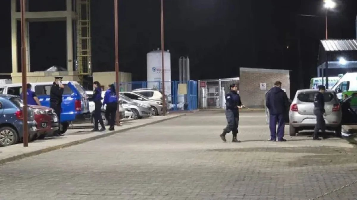 Un hombre murió de un tiro en la cabeza durante un viaje en un auto de aplicación: el sospechoso tiene 15 años