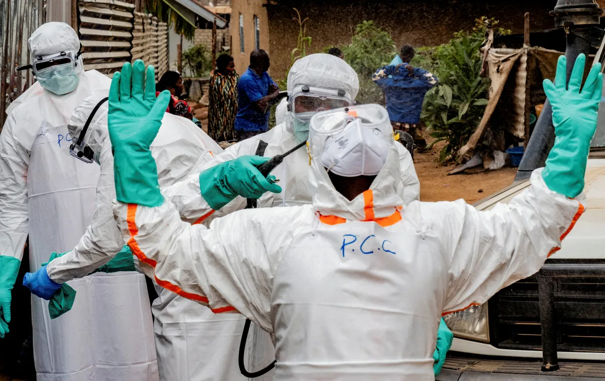 Ebola, une épidémie "différente" : pourquoi le virus se propage si rapidement en RDC