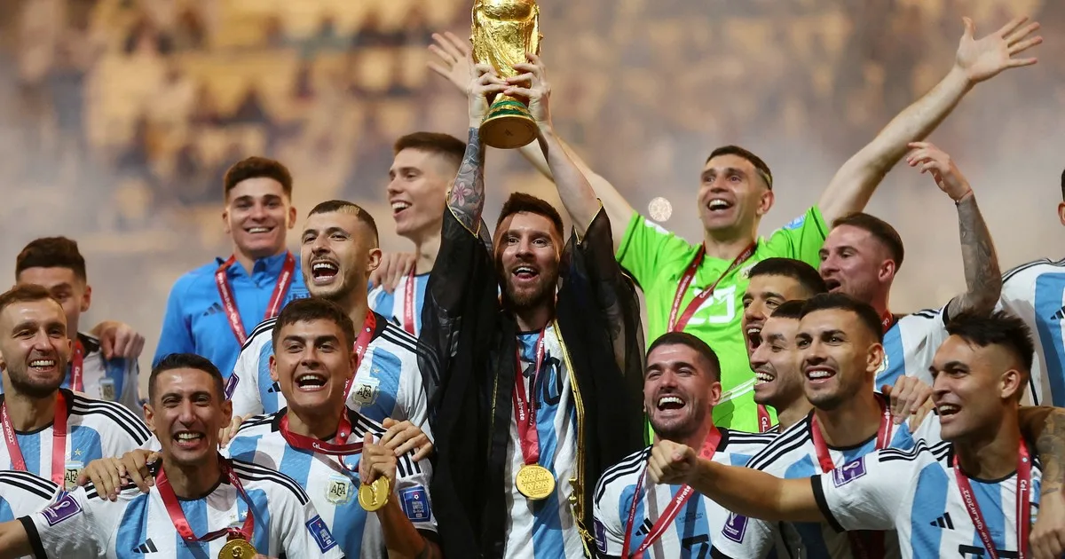 Los irrepetibles números de la era Messi en la Selección Argentina: 207 partidos, 125 goles, 133 capitanías y 16.367 minutos a pura magia