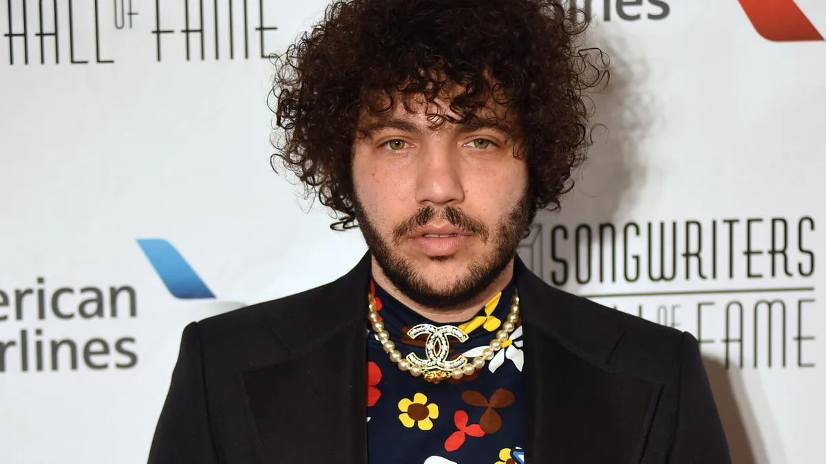 Normalise farting: Benny Blanco shares controversial relationship take