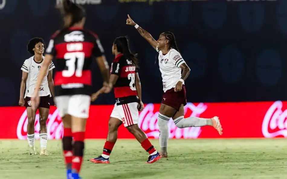 Fluminense vence Flamengo e abre vantagem na Copa do Brasil Feminina