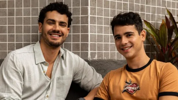 Quem Ama Cuida: Após torcida de fãs, Mau Mau e Felipe finalmente se beijarão; saiba como será Foto: Reprodução/Globo; Globo/Manoella Mello