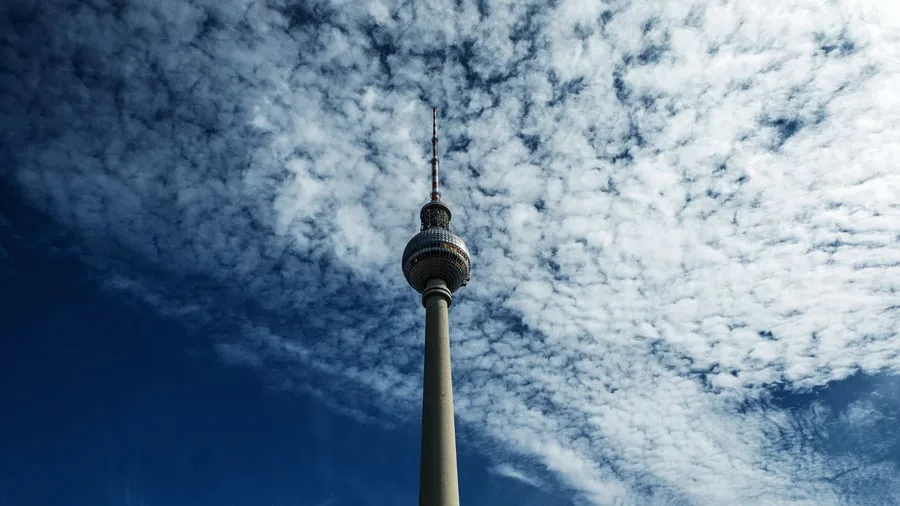 Berlin und Mecklenburg-Vorpommern: Die Hauptstadt der Pleiten und das Land der kleinen Krisen