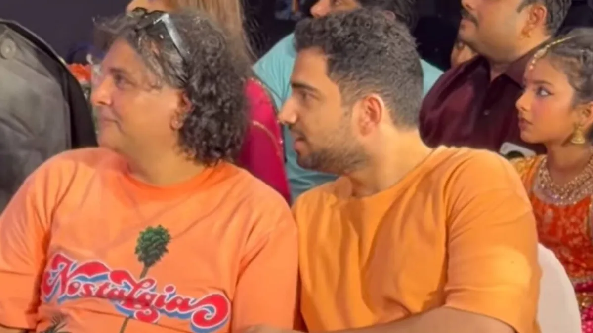 Mukesh Chhabra kisses Samay Raina’s hands in viral clip from theatre festival