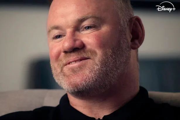 Wayne Rooney's son brutally picks who is more famous between his mum and dad