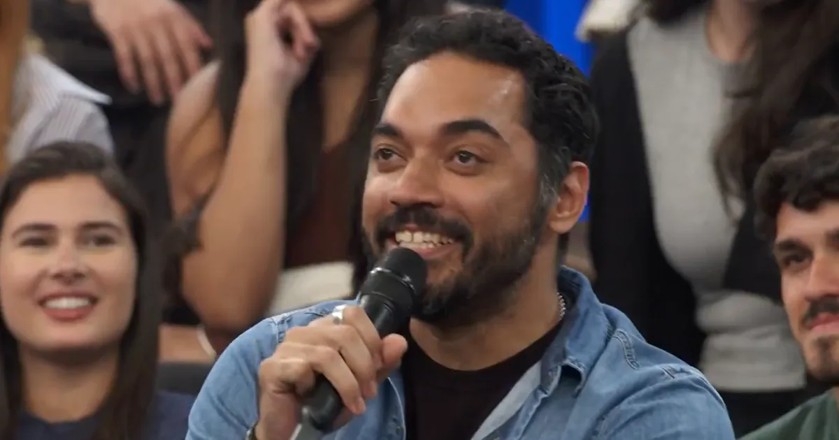 Serginho Groisman comete gafe ao perguntar sobre casamento de ator da Globo no Altas Horas