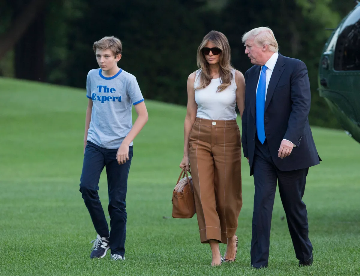 O Irão divulgou um vídeo a ameaçar matar o filho de Trump