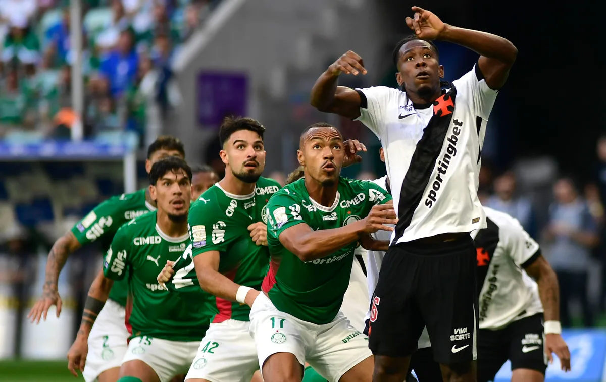 Atuações do Vasco: Cuesta, Tchê Tchê e Léo Jardim são os piores em goleada; dê suas notas