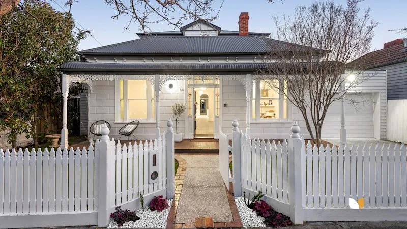 Moonee Ponds vendors reduce price hopes to sell $2,817,500 renovated home