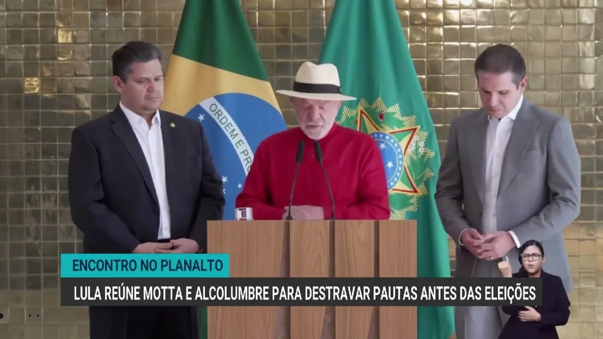 Lula se reúne com líderes do Congresso para avançar pautas antes das eleições