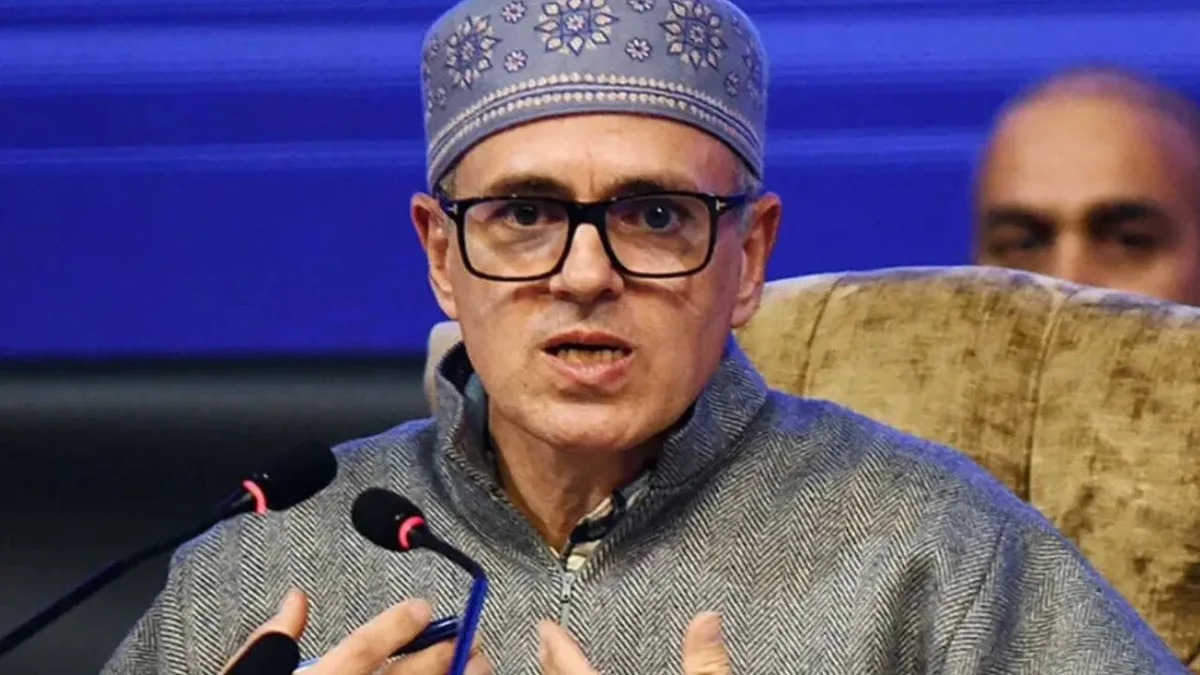 Omar Abdullah seeks action over attack on J&K-bound bus in Haryana
