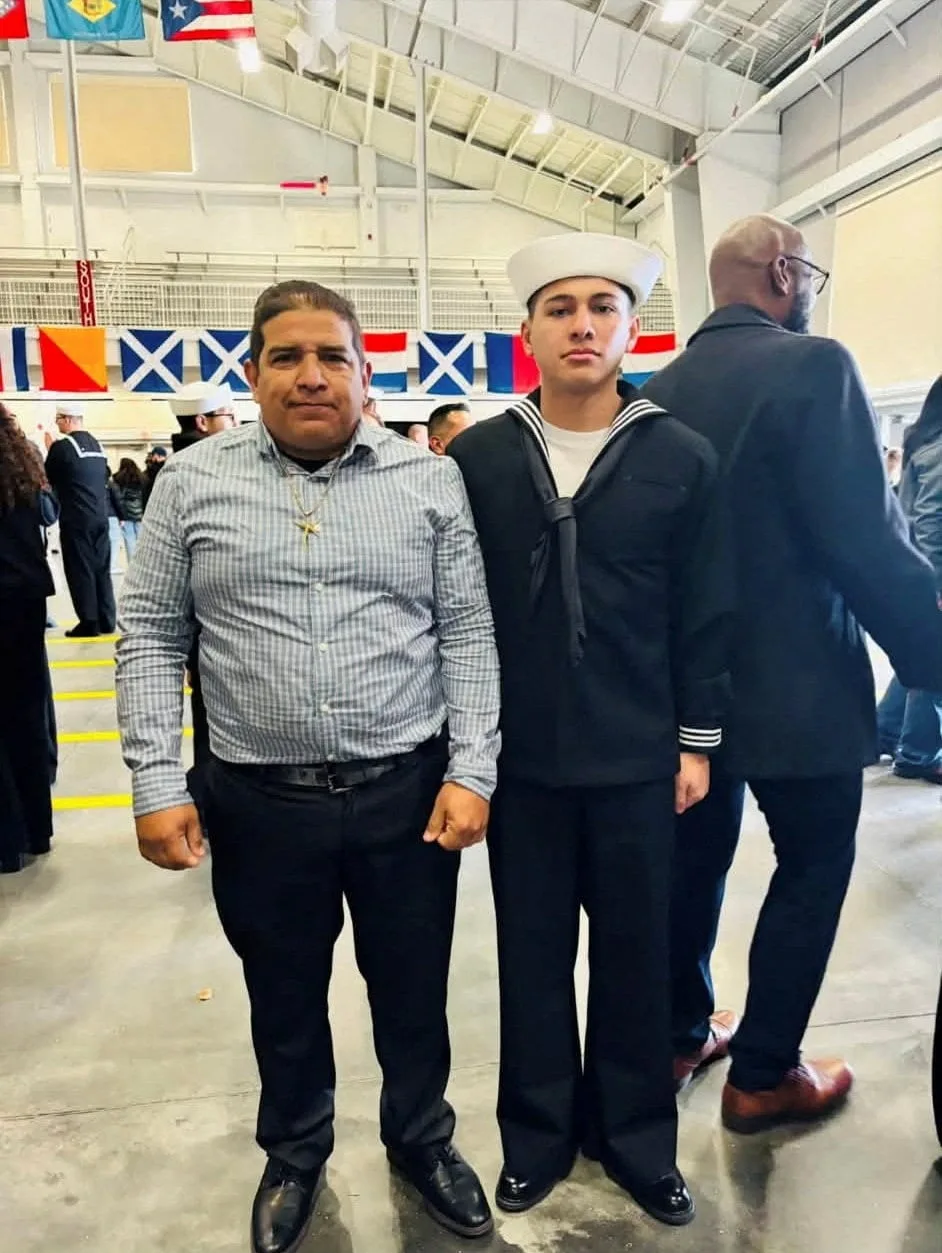 Liberan en Florida al padre nicaragüense de un marino del USS Abraham Lincoln