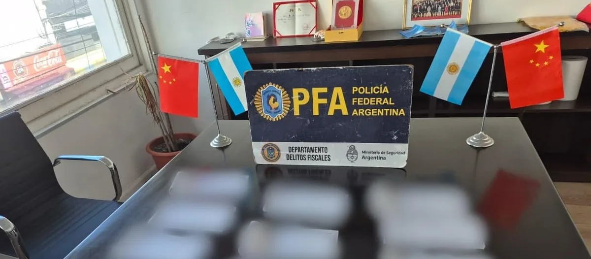 Allanaron la Cámara de Comercio China en La Plata en una investigación por extorsiones a dueños de supermercados