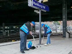 Saubere Bahnhöfe und Züge: Bahn investiert 210 Millionen Euro in "XXL-Waschprogramm"
