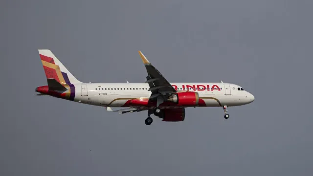 Voo da Air India desviado após alerta de sequestro e ameaça de bomba