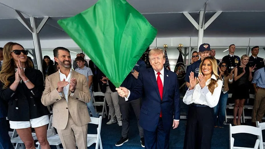 Donald Trump waves a patriotic green flag and the liberals are furious, Bubba Wallace locks up & 'F–K HIM!'