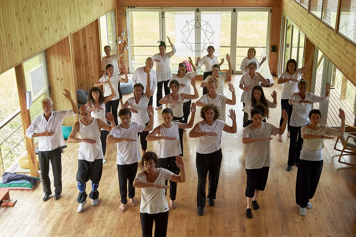 Danzas de Gurdjieff: qué son y cómo ayudan a tomar distancia de las reacciones condicionadas