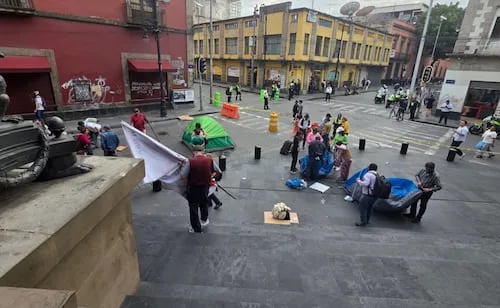 Levantan plantón instalado en el Congreso de la CDMX; atienden sus demandas