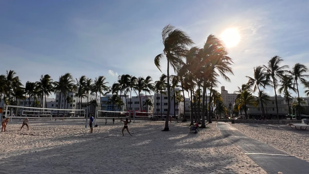 Miami alcanzó los 37,8 ℃ por segunda vez en su historia y encendió las alertas por calor extremo