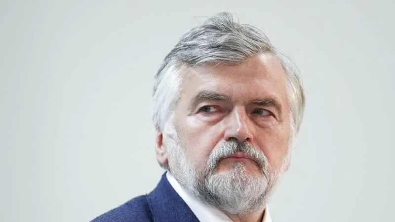 "Nous nous berçons d'illusions en pensant que tout va s'effondrer là-bas": l'économiste en chef de la deuxième banque de Russie viré après ses critiques sur la guerre en Ukraine