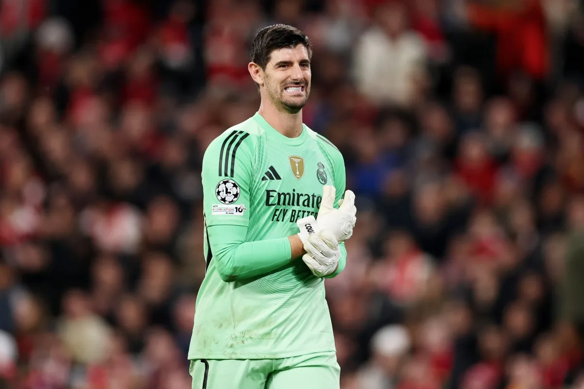 Мадридский «Реал» намерен продлить контракт с Тибо Куртуа до 2028 года — The Athletic
