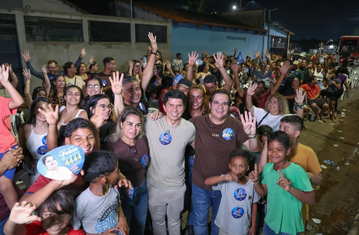 Diante de 300 pessoas, Jenilson Leite declara apoio a candidatura de Fábio Rueda a deputado federal