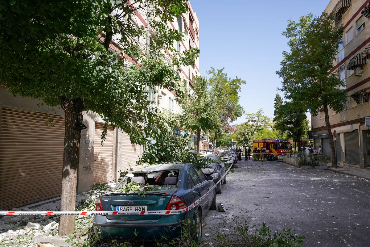 Un centenar de reclusos se libran de dormir en un centro penitenciario por los terremotos en Granada