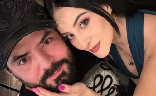 José Eduardo Derbez y Paola Dalay reaparecen juntos en alfombra roja y terminan con versiones de separación