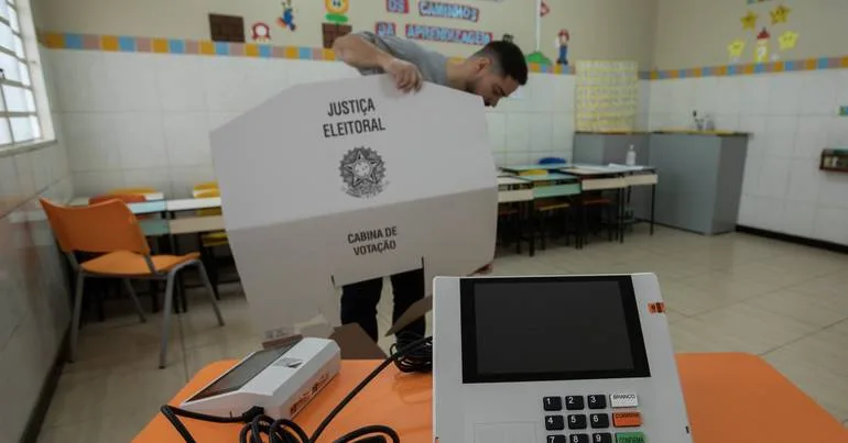 Brasil reúne-se com 86 países sobre processo eleitoral