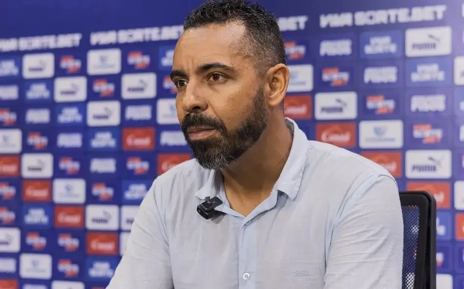 Bahia prejudicado? Felipe Freitas reclama de pênalti e critica VAR