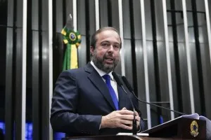“Vale olhará grandes projetos no Brasil, inclusive de terras raras”, diz Silveira