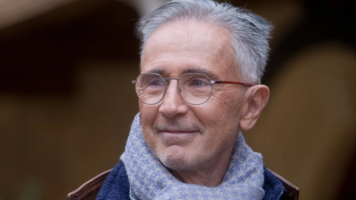 "Le groupe, ça le gonflait" : pourquoi le Splendid a-t-il arrêté d'écrire ensemble ? Thierry Lhermitte balance !
