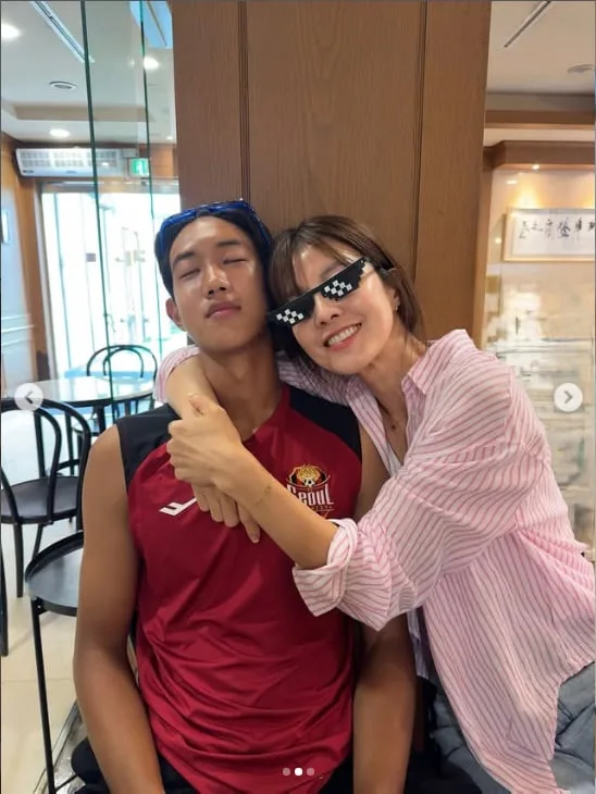 벌써 '정조국♥ 비주얼’...김성은, 앉은키 엄마보다 큰 축구선수 장남 생일 축하