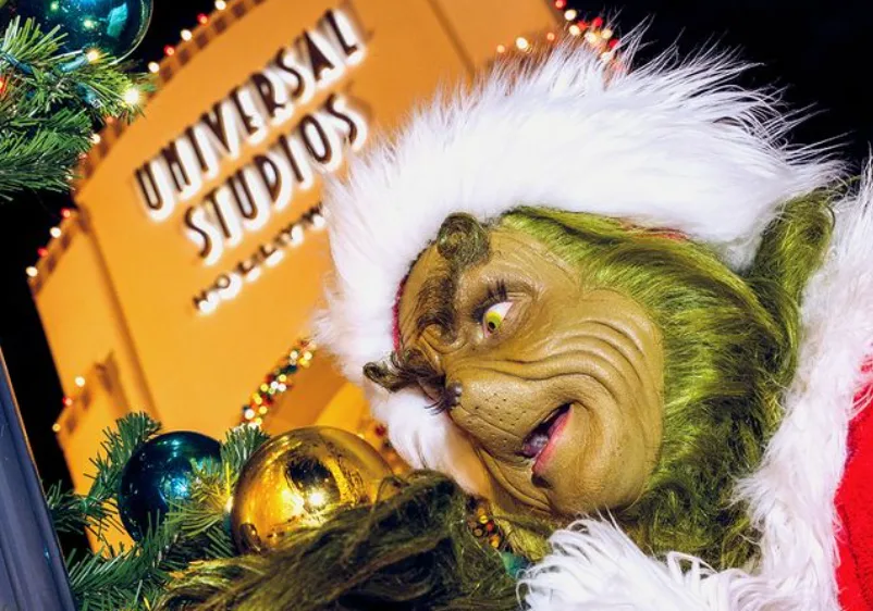 Universal Studios Hollywood Is Already Making Holiday Plans With The Grinch, Minions & Warm Butterbeer
