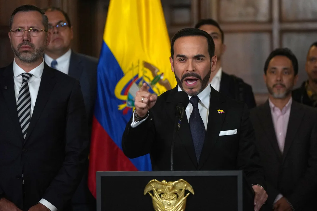 De la Espriella destituye a cinco embajadores colombianos nombrados por Petro