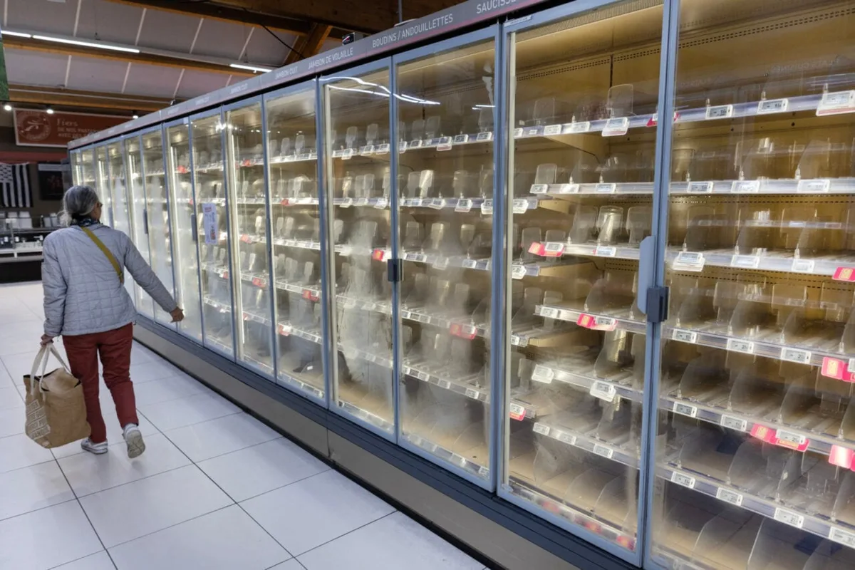 Hackers Overheat Fridges at Supermarkets Across France, Wasting Food and Starting Fires