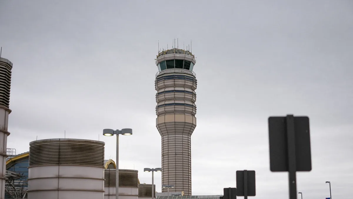 La FAA lanza un sistema de IA de USD 875 millones para gestionar el espacio aéreo de Estados Unidos
