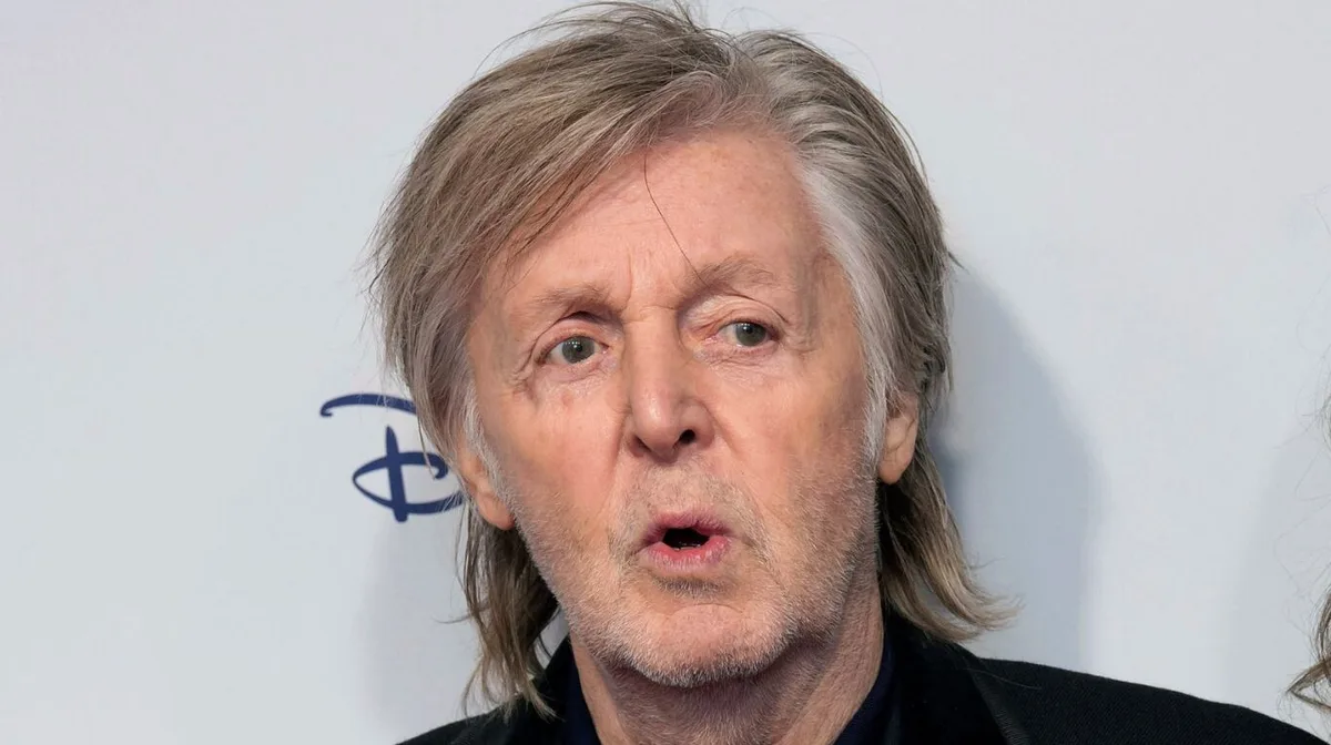 Paul McCartney, a sus 84 años: “Entreno cada mañana, me paro de cabeza 5 minutos y desayuno cereales con frutos rojos”
