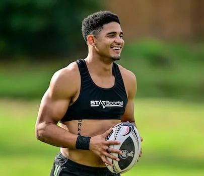 Sizzling Sacha gets fly-half nod for All Blacks clash