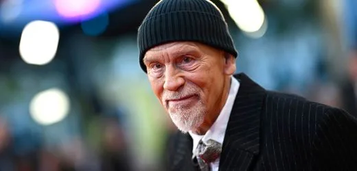 John Malkovich war seit 1972 nicht mehr wählen
