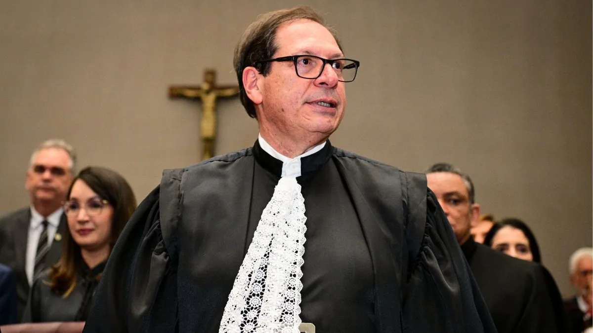Novo presidente do STJ, Luiz Felipe Salomão toma posse e vê ‘novo tempo’ com processos de impacto nacional